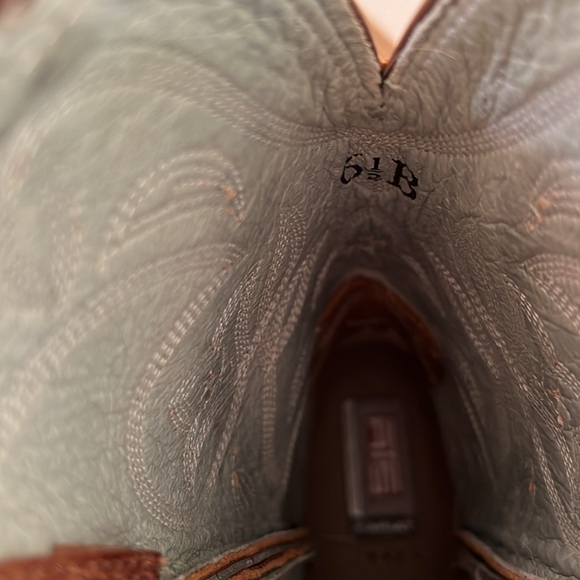 Women's Ariat Heritage Western Cowboy R Toe Boot Style10001015 (15702) Size 6.5B - Picture 9 of 12